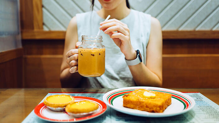 Cha Chaan teng new meets old