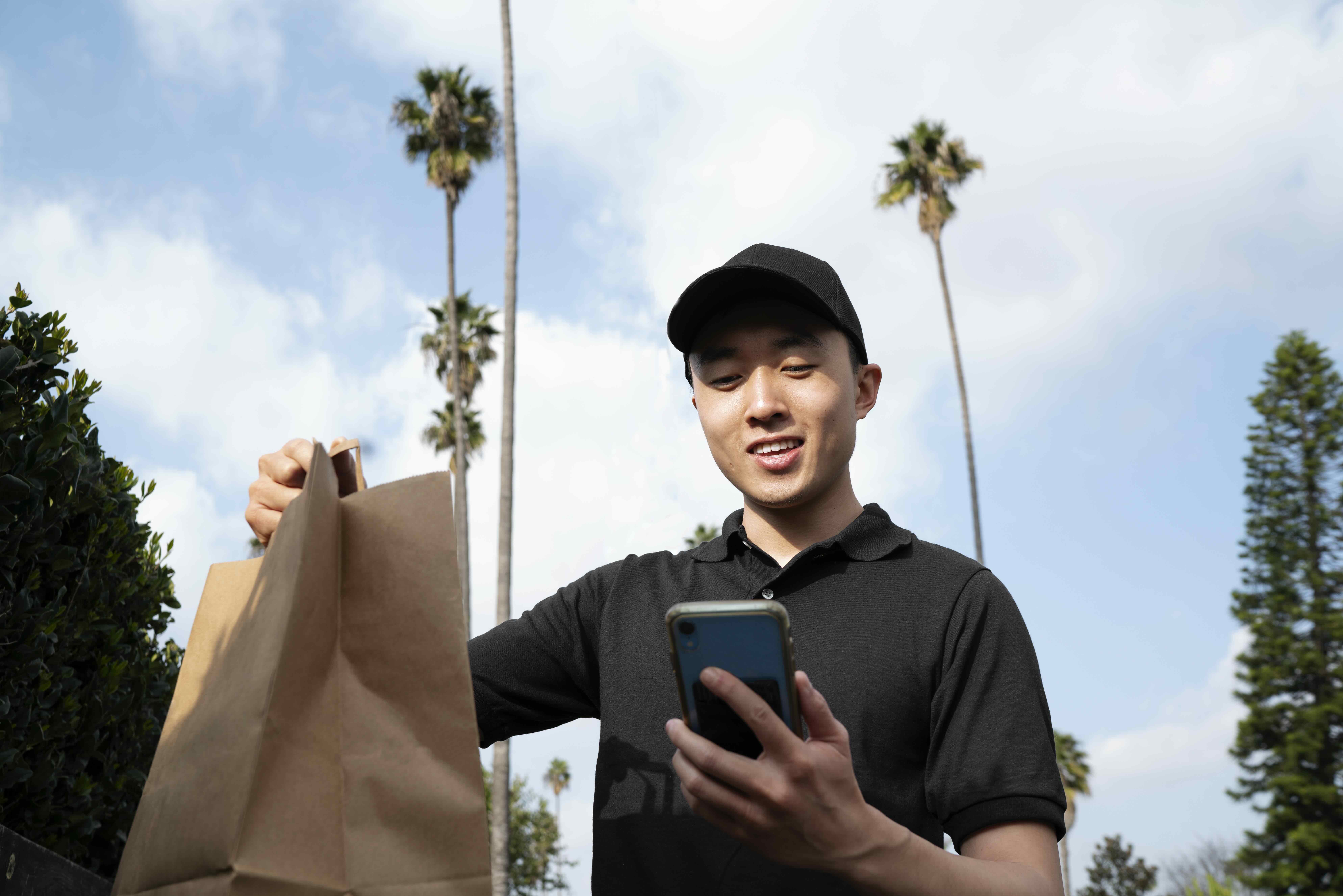 Mastering Food Delivery: A Strategic Guide for Australian Restaurants
