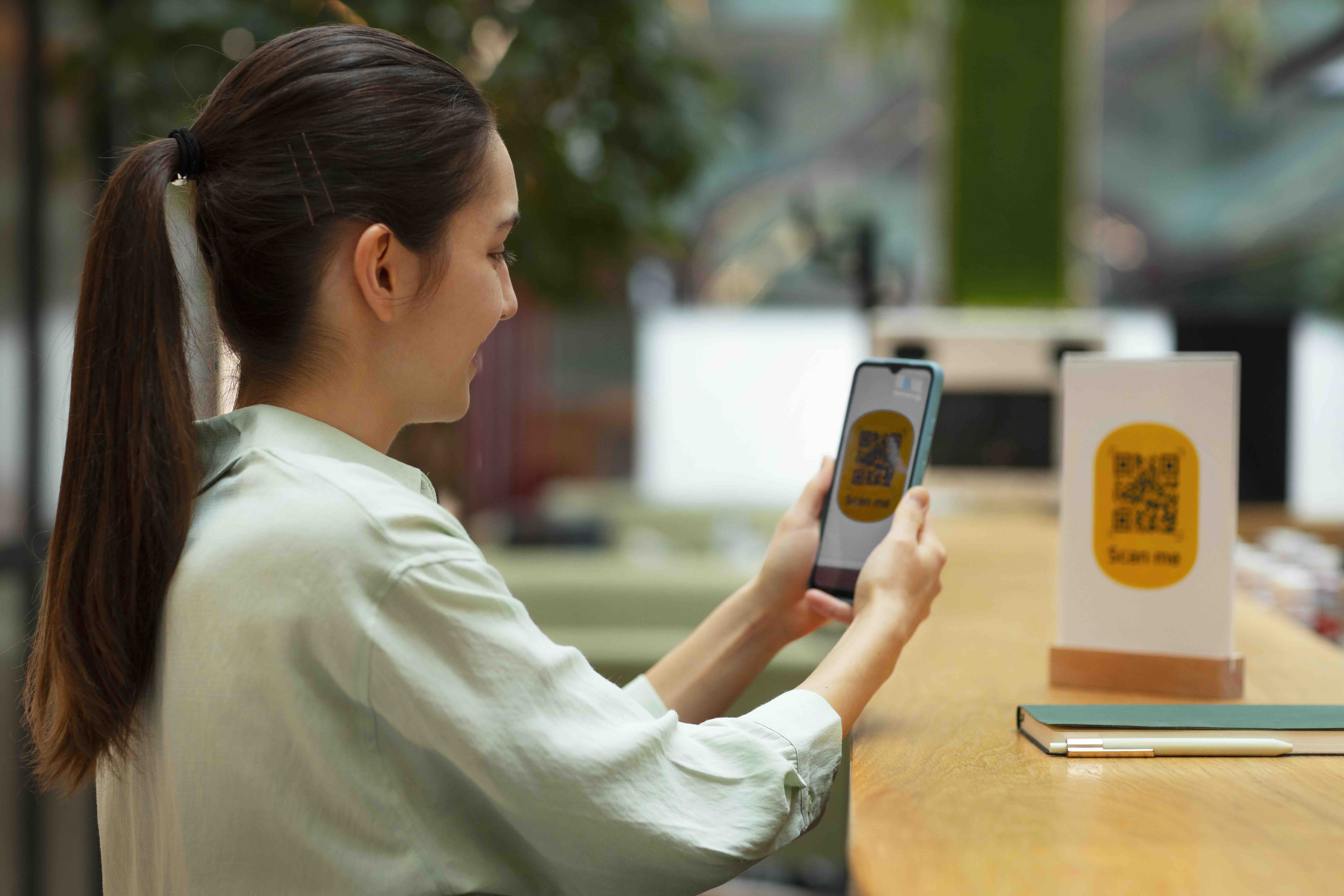 paying with a qr code