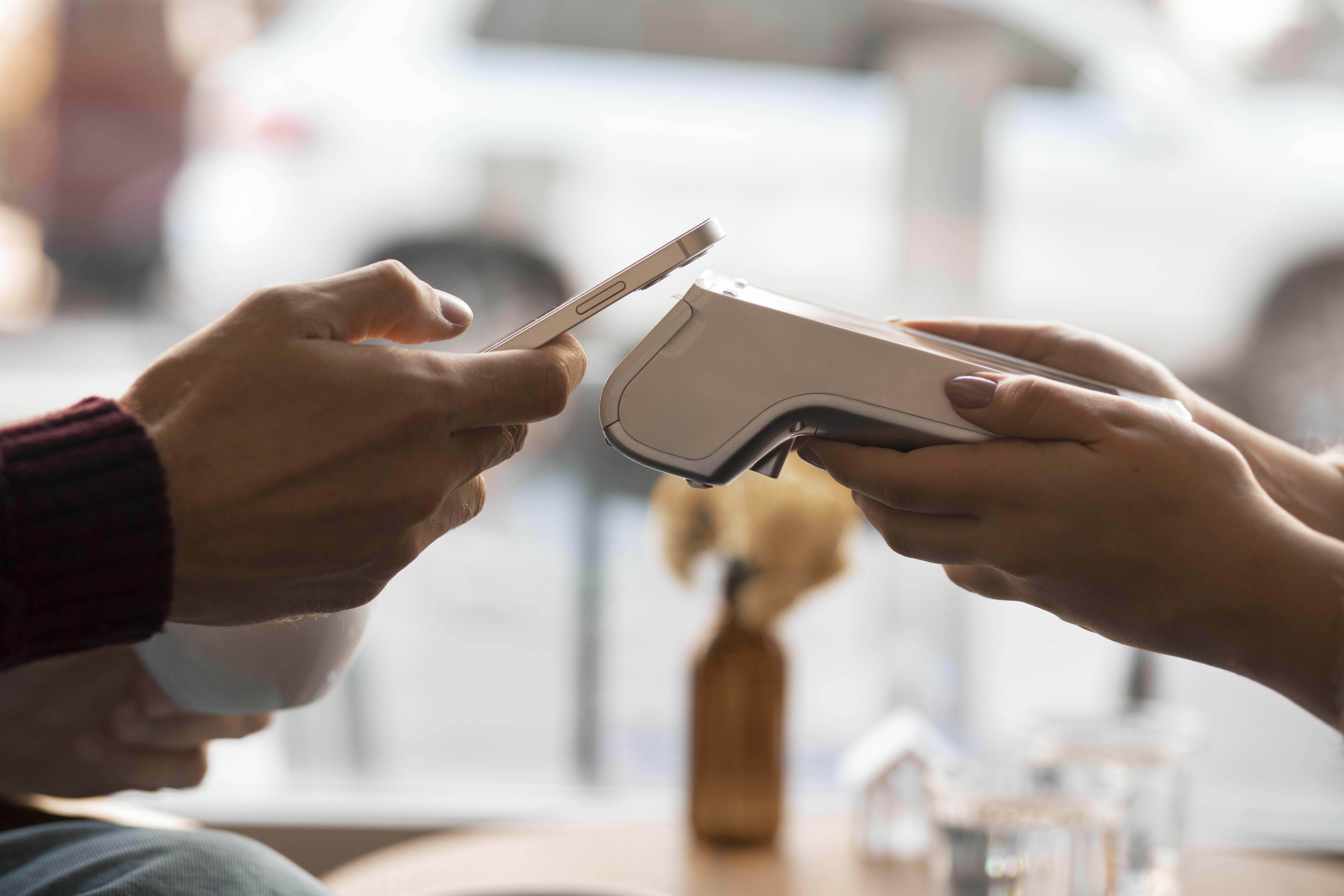 contactless payment for restaurants